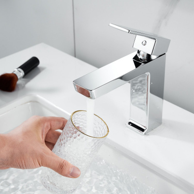 Смеситель для раковины Rose R1801-1 хром