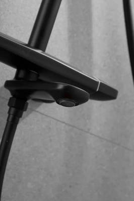 Душевая система с термостатом Rose R3996H черный
